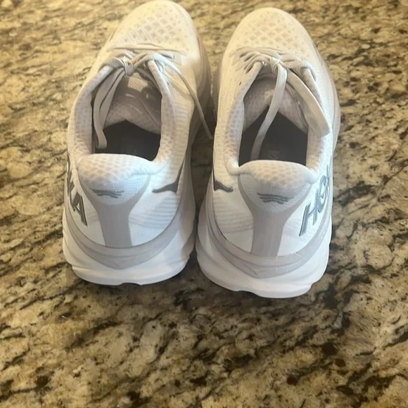 Men’s HOKA Clifton 9 Sz 9.5 D New - Picture 4 of 9